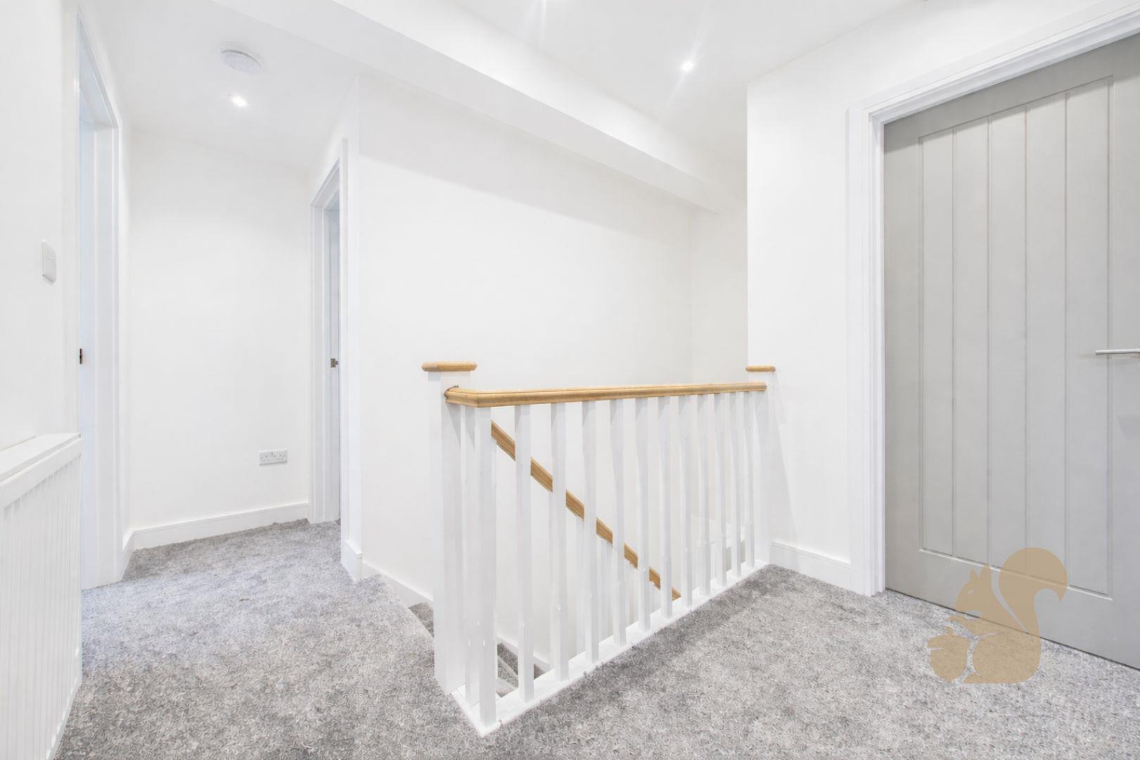 9 Kingsland Beach - Hallway.jpg